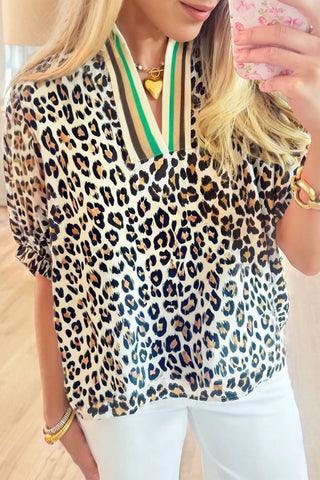 Leopard Contrast Neckline Puff Sleeve Top